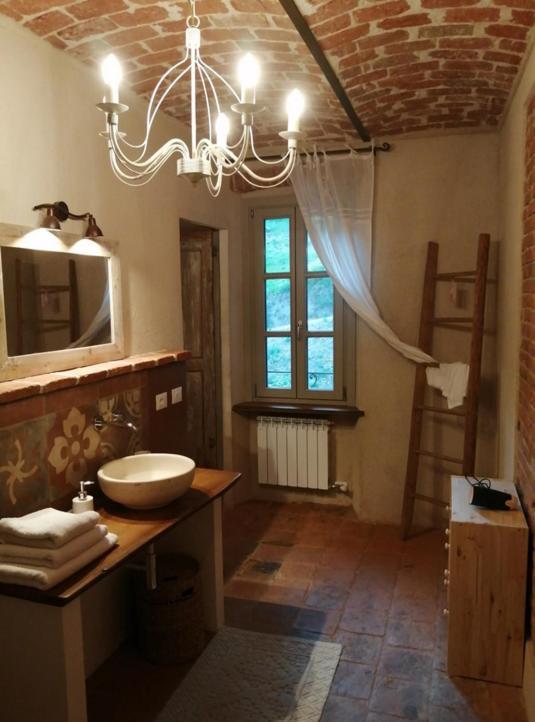 Bed and Breakfast La Casa In Collina à Cinzano Extérieur photo